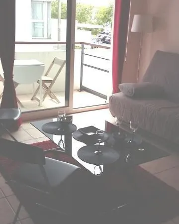 L'avant Scene Apartment
